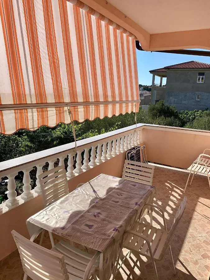 Apartments Marina Barbat na Rabu Croacia